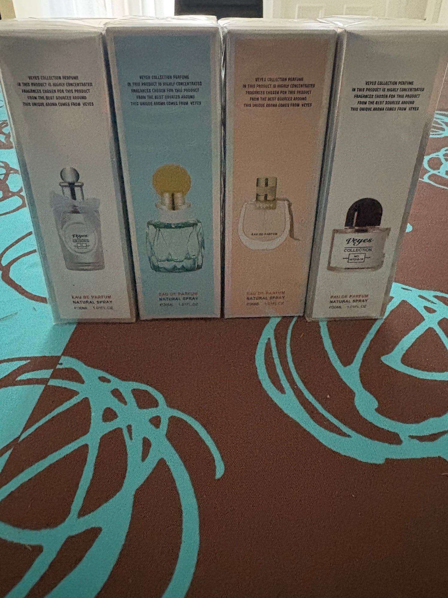 Lots 4 mini parfums